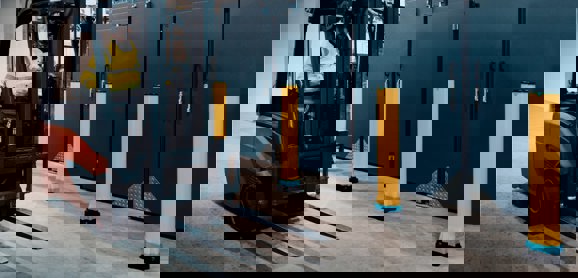 190 Monoplex Bollard Product Image 6 Min