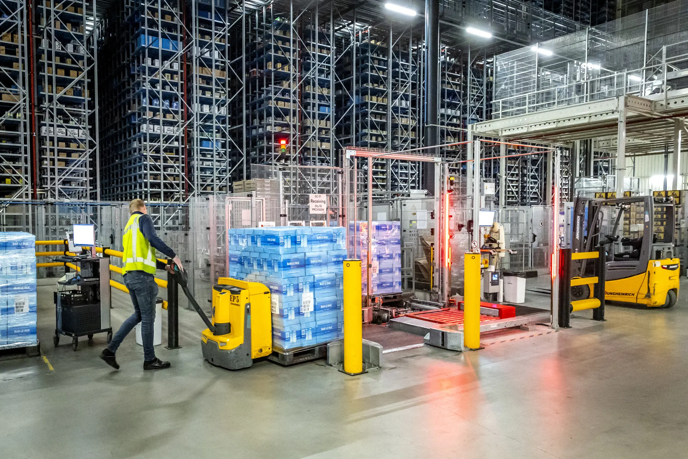 A-SAFE Protect New Hoogvliet Facilities With Industrial Safety Guardrails
