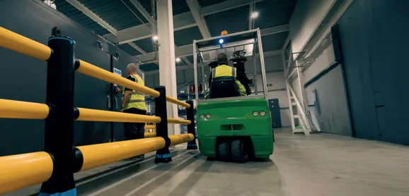 A SAFE Pedestrian Barrier 190 T1 P2 26 Min