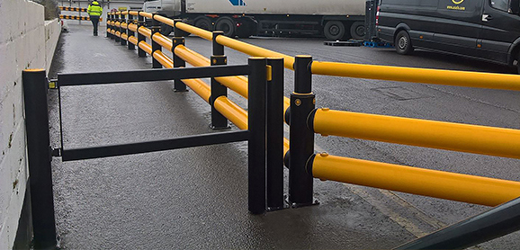 Swing Gate Long Insitu 3